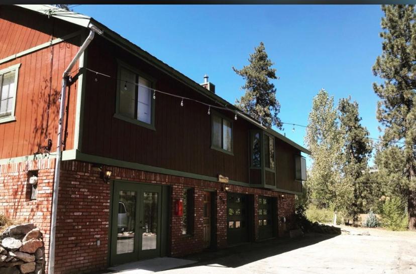 Golden Bear Inc Aparthotel 3*